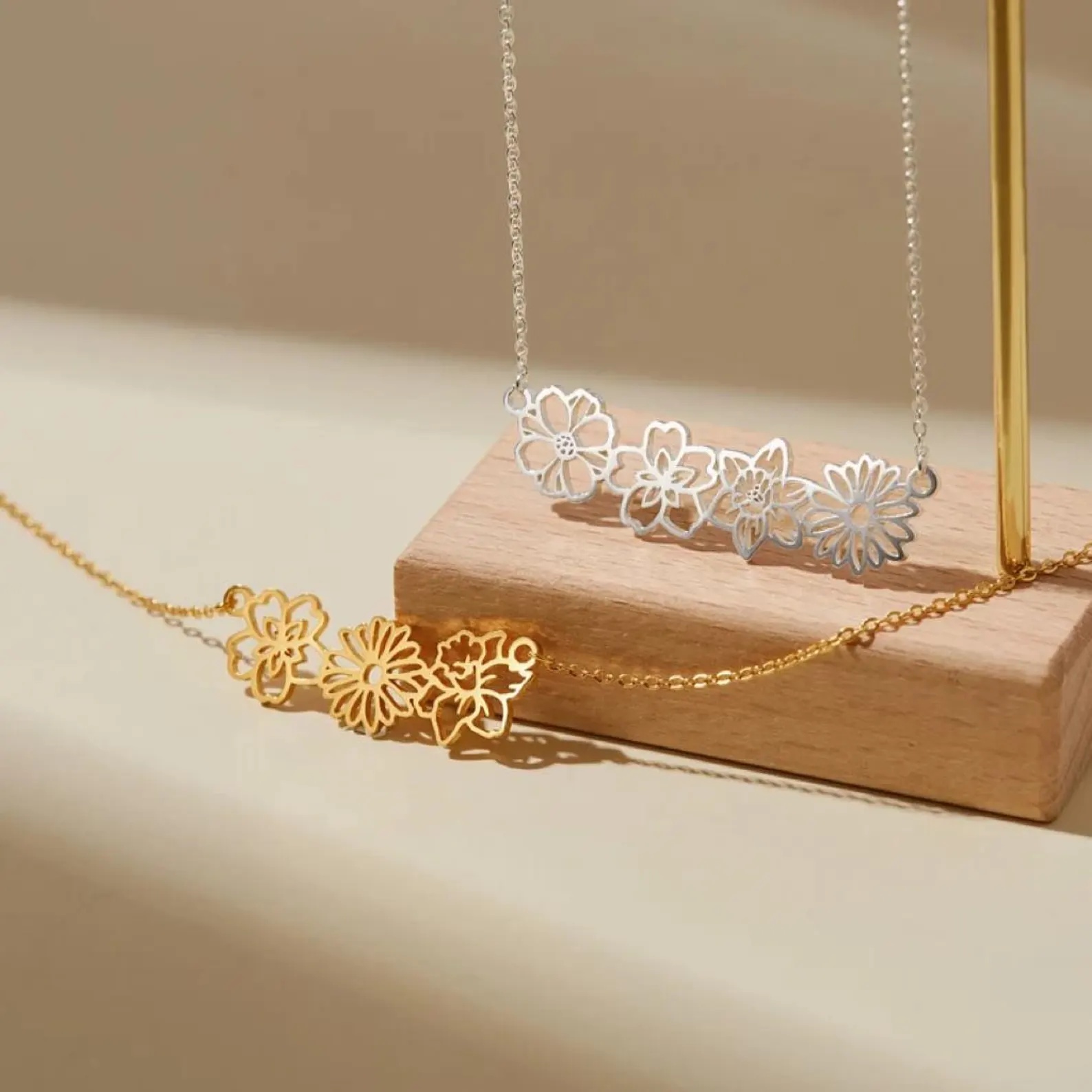 Amaxer personnalisé plusieurs  - Birth Flower Necklace avis et prix