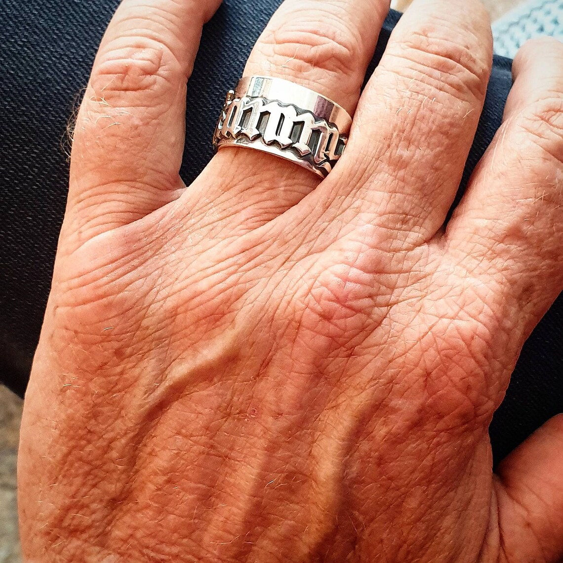 Bagues gothiques pour hommes d - Initial Ring Custom avis et prix